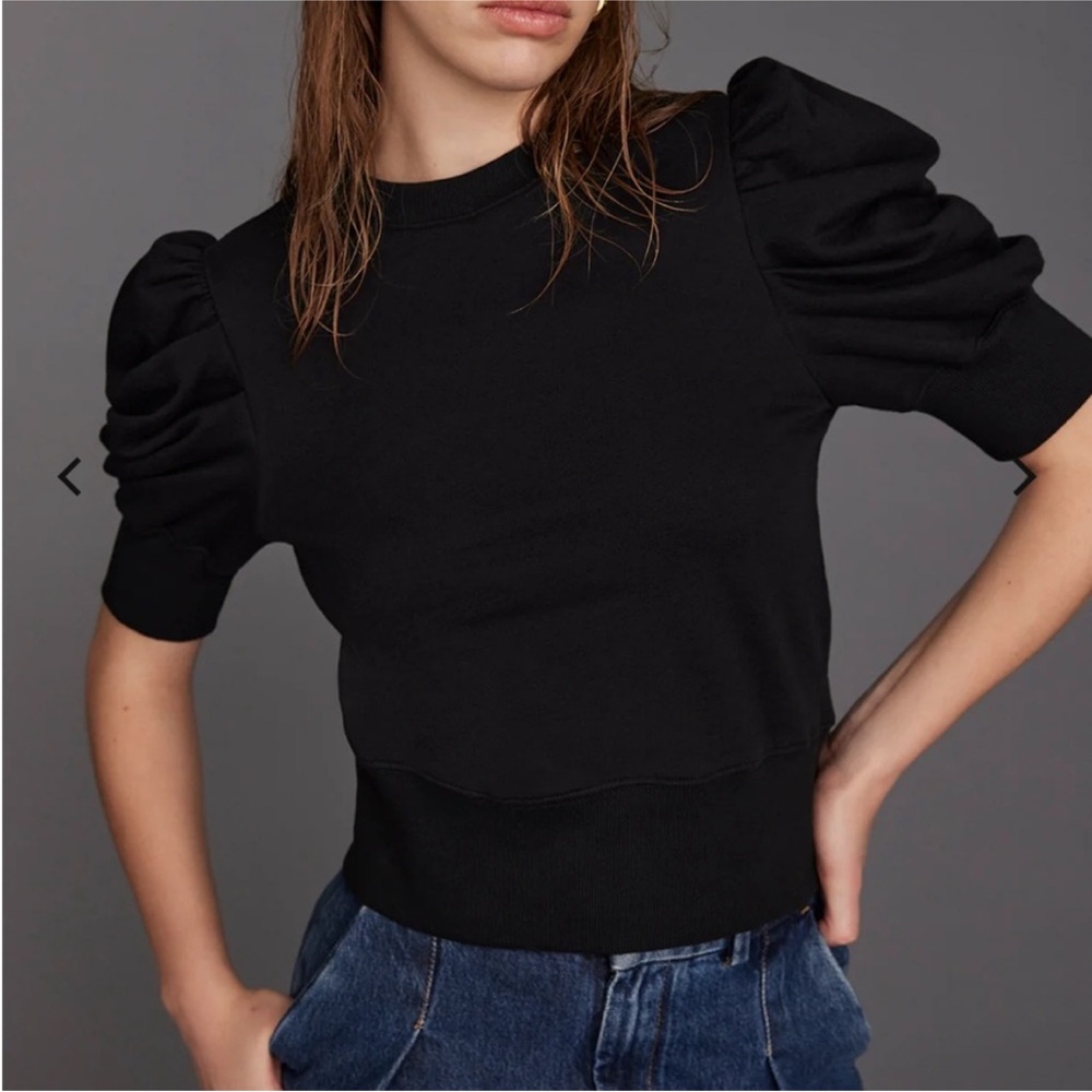 Soldout.nyc short sleeve sweatshirt